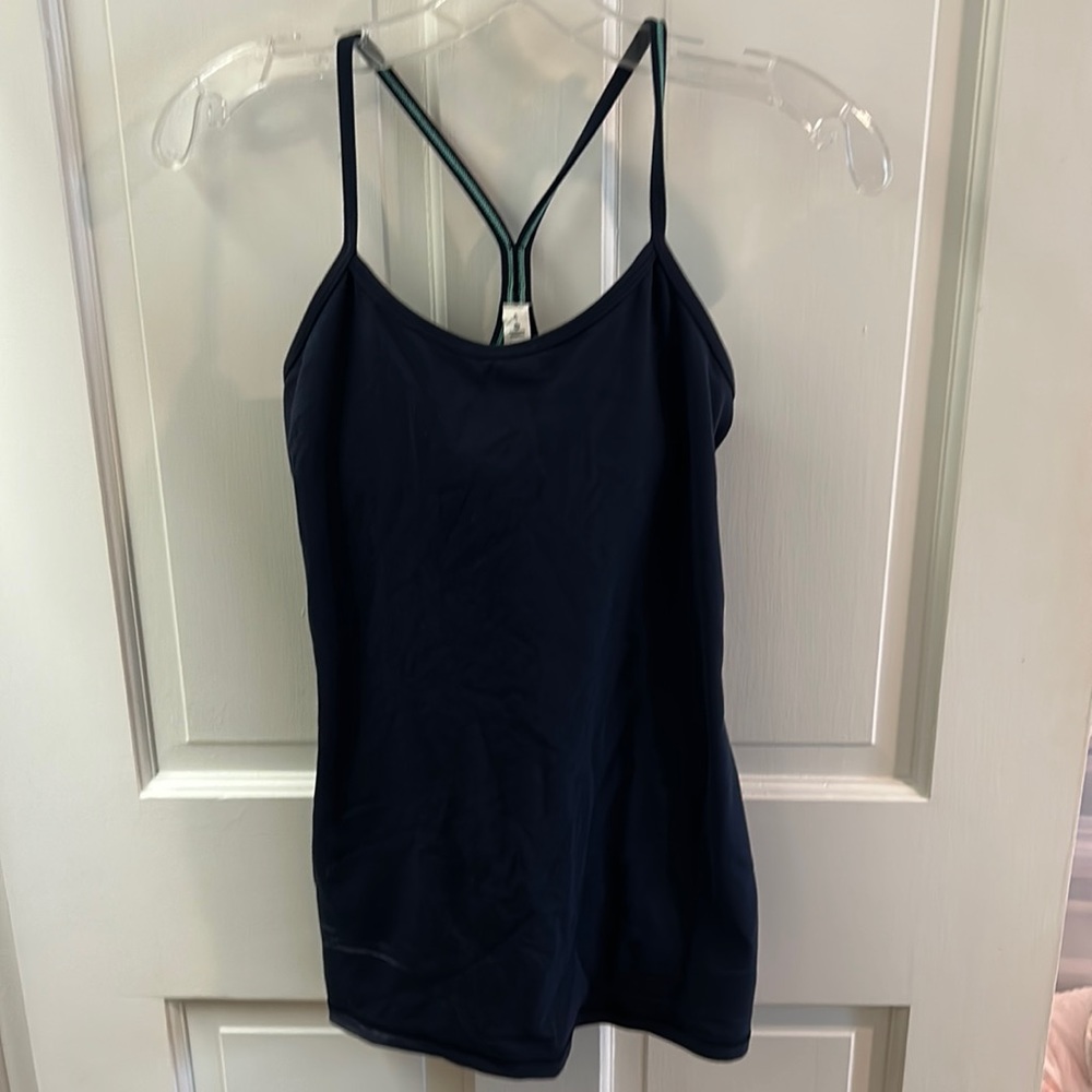 Lululemon tank size 6. Navy blue.
